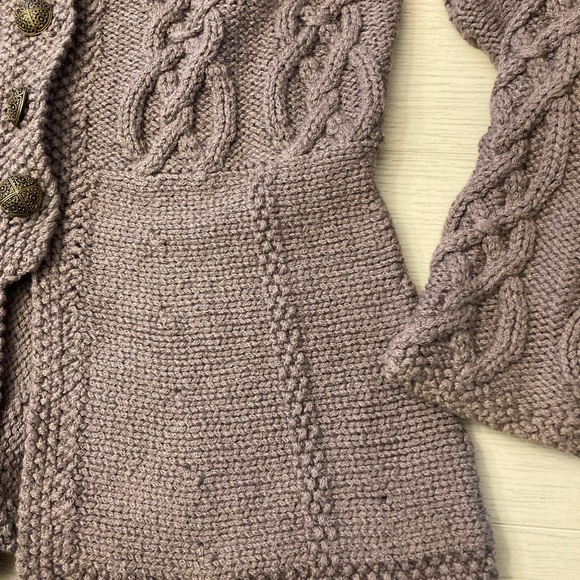 cable cardigan taupe/rose color. Detailed metal buttons Small/Med - Picture 5 of 7